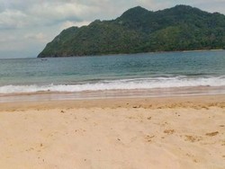 Eksotisnya Pantai Lampuuk, Kuta di Tanah Rencong