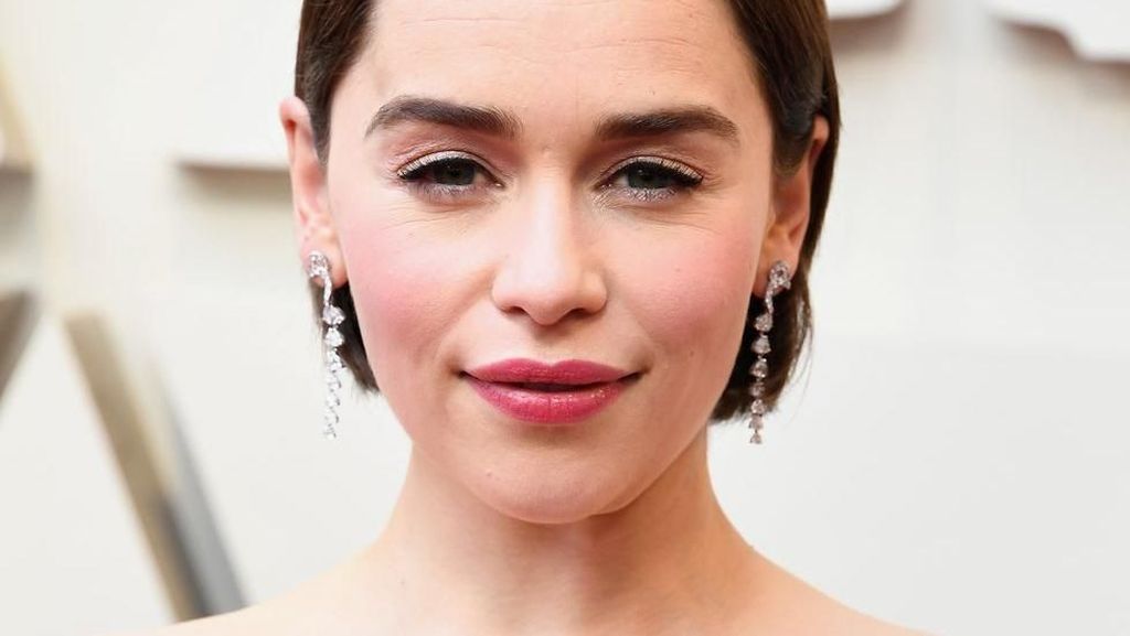 10 Artis Tercantik di Oscars 2019, Makeup-nya Paling Cetar