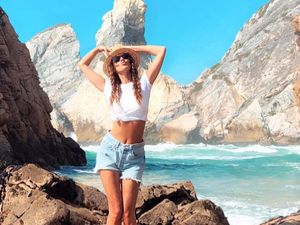 Foto: Liburannya Supermodel Turki, Tulin Sahin