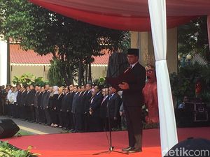 Anies Lantik 1.125 Pejabat Baru: Kasatpol PP, Kadisdik hingga Kepala BPBD