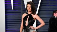 Kendall Jenner, Emma Roberts, Cinta Laura hingga Rita Ora