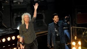 Queen dan Adam Lambert Jadi Pembuka Oscar 2019