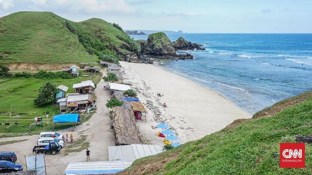 Menyusuri Pantai-pantai 'Kosong' nan Indah di Lombok
