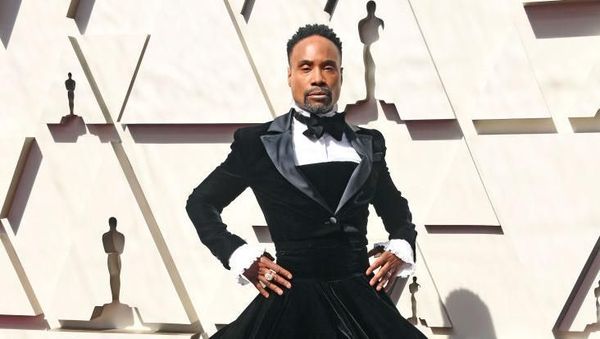 Foto: Gaya Glamor Pria Pakai Gaun di Oscars 2019 yang Jadi Kontroversi