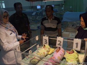 Anugerah di Usia 41 Tahun, Ibu di Ponorogo Lahirkan Bayi Kembar 3 Anugerah di Usia 41 Tahun, Ibu di Ponorogo Lahirkan Bayi Kembar 3