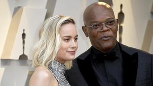 Aksi Captain Marvel, Brie Larson dan Samuel L Jackson di Oscar 2019