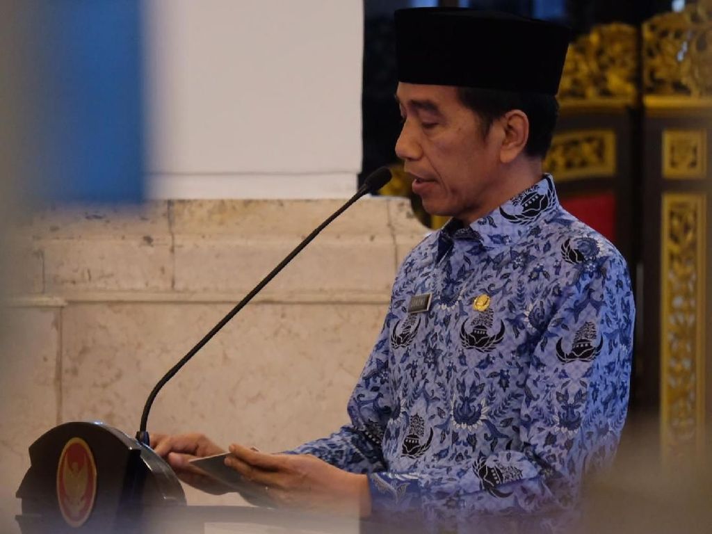 Jokowi Minta Evakuasi Korban Banjir Bandang Sentani Diutamakan Jokowi Minta Evakuasi Korban Banjir Bandang Sentani Diutamakan