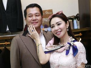 Jelang Pernikahan, Femmy Permatasari dan Calon Suami Deg-degan Jelang Pernikahan, Femmy Permatasari dan Calon Suami Deg-degan