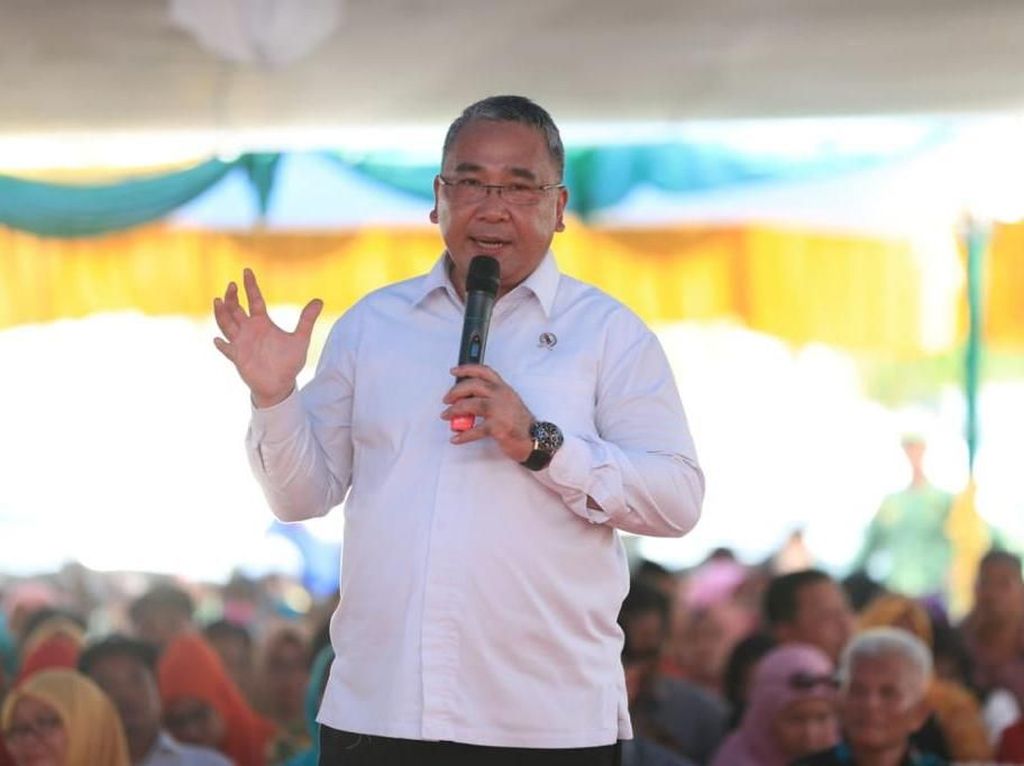 Mendes Siapkan Dana Desa Rp 400 T untuk 5 Tahun ke Depan Mendes Siapkan Dana Desa Rp 400 T untuk 5 Tahun ke Depan