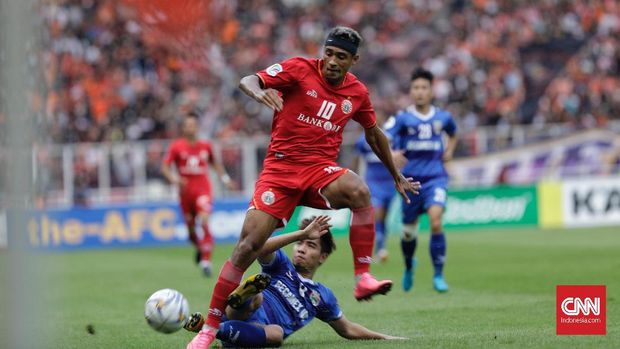 Bruno Matos gagal mengeksekusi penalti.