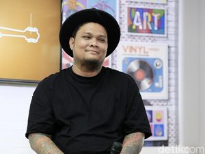 Kepanikan Virgoun Ketika Putrinya Makan Upil Kepanikan Virgoun Ketika Putrinya Makan Upil