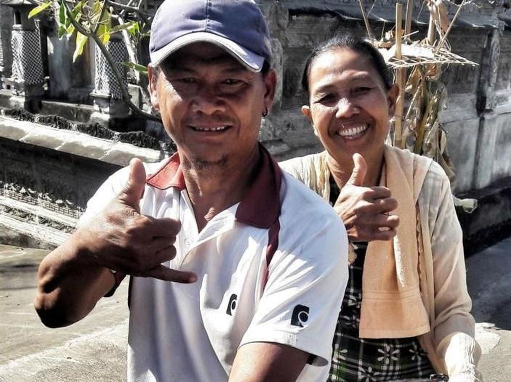 Potret Warga Desa Pemakai Bahasa Isyarat dari Bali