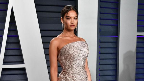 Kendall Jenner Tanpa Underwear, 8 Seleb Ini Juga Super Seksi di Pesta Oscars