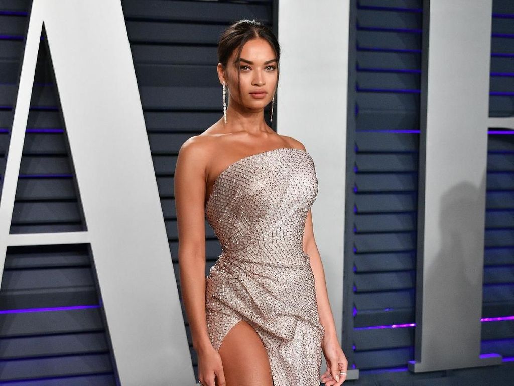 Kendall Jenner Tanpa Underwear, 8 Seleb Ini Juga Super Seksi di Pesta Oscars Kendall Jenner Tanpa Underwear, 8 Seleb Ini Juga Super Seksi di Pesta Oscars
