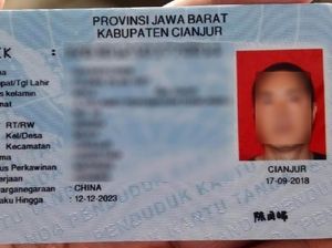 Video: Heboh TKA Asal China Punya e-KTP Cianjur Video: Heboh TKA Asal China Punya e-KTP Cianjur