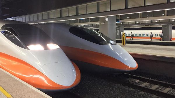 Foto: Ini Rasanya Naik Kereta Peluru di Taiwan