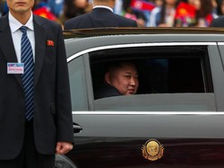 Tiba di Vietnam, Kim Jong Un Disambut Mobil Miliaran Ini