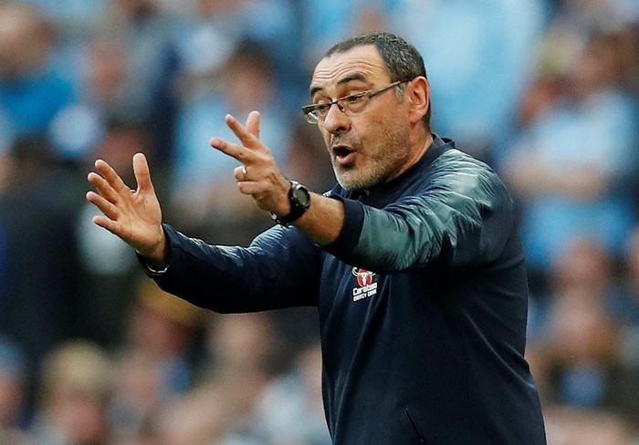 Soccer Football - Carabao Cup Final - Manchester City v Chelsea - Wembley Stadium, London, Britain - February 24, 2019  Chelsea manager Maurizio Sarri gestures  REUTERS/David Klein  EDITORIAL USE ONLY. No use with unauthorized audio, video, data, fixture lists, club/league logos or 