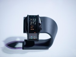 Nubia Rilis Jam Tangan Pintar dengan Layar Lengkung