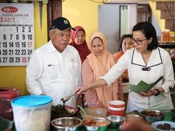 Murah Mantap! Sarapan Nasi Pecel dan Nasi Gudeg ala Sri Mulyani