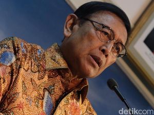 Wiranto Tantang Kivlan Zen Sumpah Pocong soal Tuduhan Lengserkan Soeharto