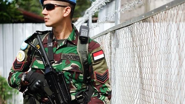 Intip Pose Kulineran Tentara Ganteng Dhuha Al Fatih