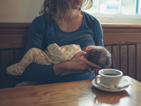 5 Perkataan yang Sebaiknya Tidak Dikatakan pada Ibu Menyusui