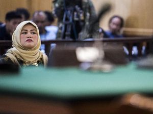 Mantan Bupati Bekasi Neneng Ajukan PK di Kasus Suap Meikarta Mantan Bupati Bekasi Neneng Ajukan PK di Kasus Suap Meikarta