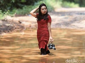 Melihat Pose ABG Cewek di Sumsel Jadi Foto Model di Jalan Rusak Melihat Pose ABG Cewek di Sumsel Jadi Foto Model di Jalan Rusak