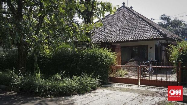 Rumah Dilan kini dibeli oleh seorang penggemar Dilan.