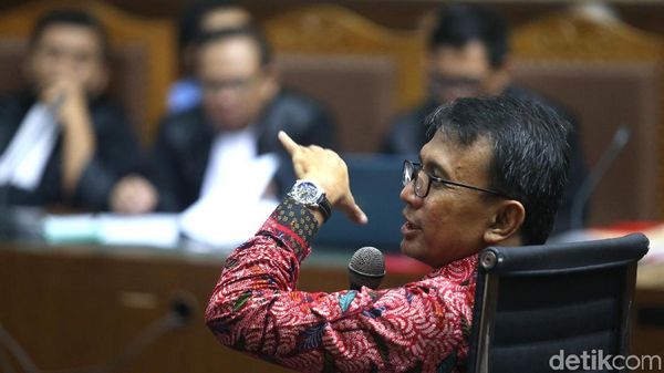 Gatot Pujo Nugroho Bersaksi di Sidang Korupsi Massal DPRD Sumut