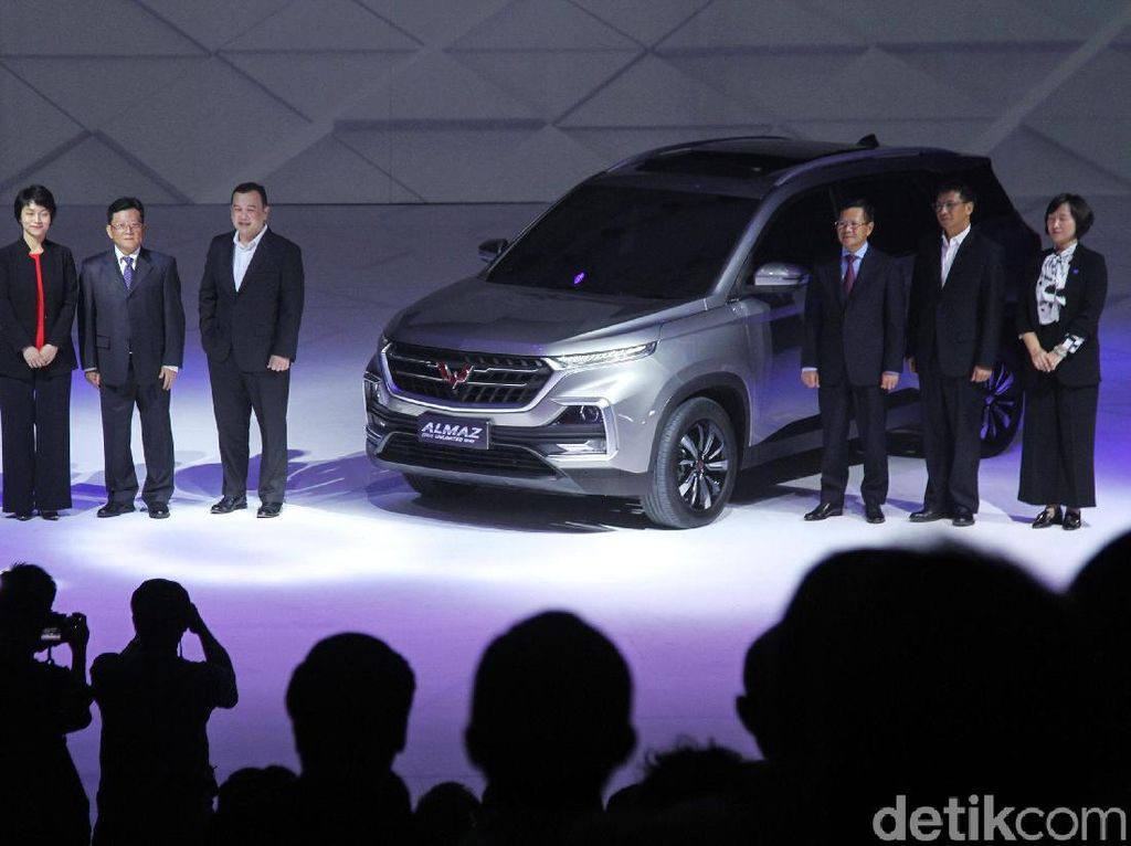 Wuling Bantah Harga Mobil Sekennya Anjlok Wuling Bantah Harga Mobil Sekennya Anjlok