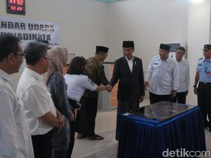 Jokowi Resmikan Terminal Bandara Wiriadinata Tasikmalaya