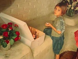 Intip 9 Foto Jadul Luna Maya, Sudah Cantik dan Imut Sejak Kecil