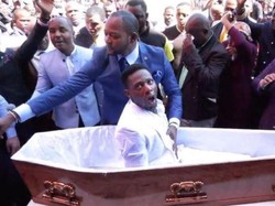 Geger Terkuaknya Kebohongan Pendeta Hidupkan Orang Mati