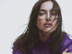 Stay At Home, Mantan Pacar Ronaldo Ngulik soal Vladimir Putin