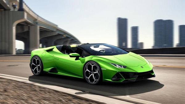 Lamborghini Huracan Evo Spyder, Banteng Buas Beratap Terbuka