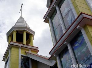 Foto: Gereja Berusia 1 Abad Lebih di Bitung