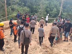 Evakuasi Korban Longsor Tambang Emas di Bolmong Dilanjutkan
