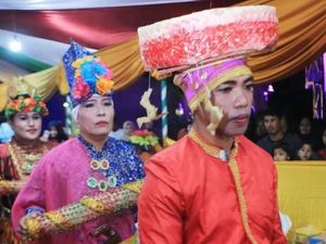 Jumlah Bissu di Masyarakat Bugis Kian Menyusut