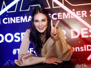 Syahreino Kompak Posting Foto Lamaran, Luna Maya Nikmati Ibadah Umrah Syahreino Kompak Posting Foto Lamaran, Luna Maya Nikmati Ibadah Umrah