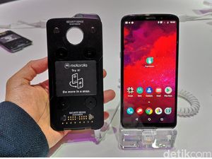 Motorola Sulap Ponsel 4G Jadi 5G Motorola Sulap Ponsel 4G Jadi 5G