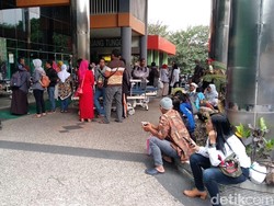 Kepulan Asap Buat Pasien RS dr Saiful Anwar Malang Semburat