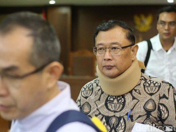 3 Penyuap Anggota DPRD Kalteng Dituntut 2,5 Tahun Penjara