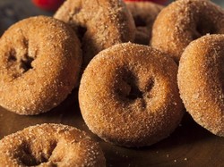 Bola Ubi, BOM dan Donat, Camilan Ubi yang Populer