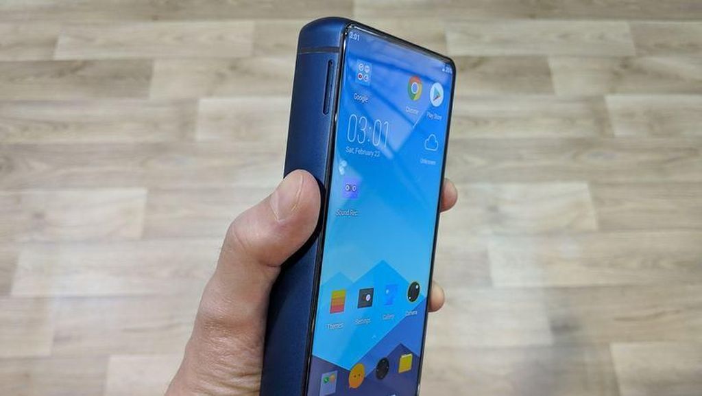 5 Smartphone Paling Unik di 2019 5 Smartphone Paling Unik di 2019