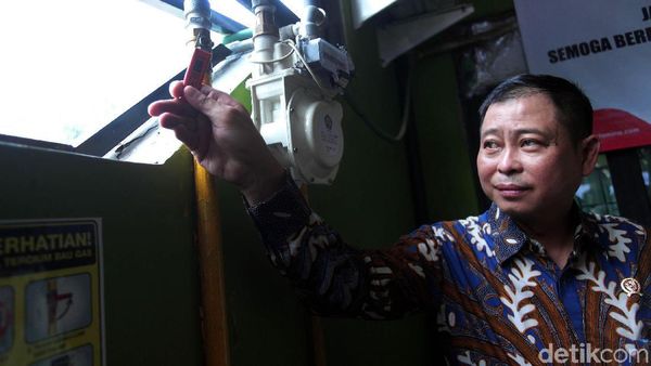 Jonan Resmikan Jaringan Gas Bumi di Bogor