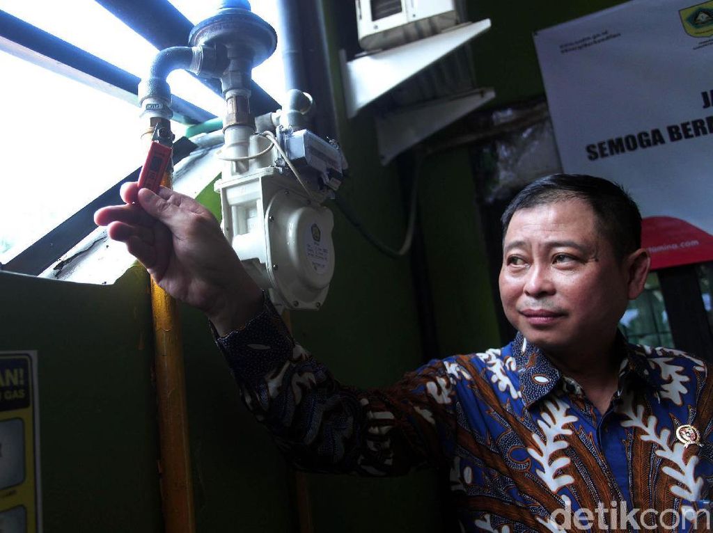 KPK Klarifikasi Jonan Soal Informasi Pertemuan dengan Eni dan Kotjo KPK Klarifikasi Jonan Soal Informasi Pertemuan dengan Eni dan Kotjo