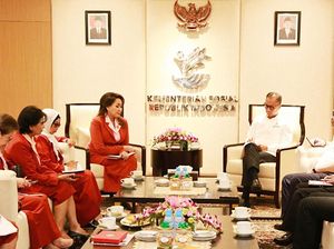 Momen Saat Kowani Audiensi dengan Mensos