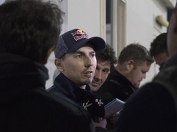 Jorge Lorenzo OTW ke Bali